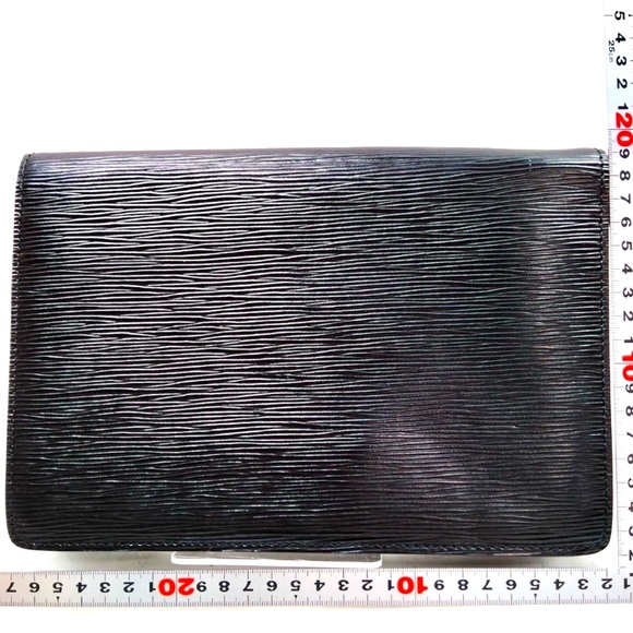 Authentic Louis Vuitton Clutch Bag Black Epi Leather - Picture 11 of 11
